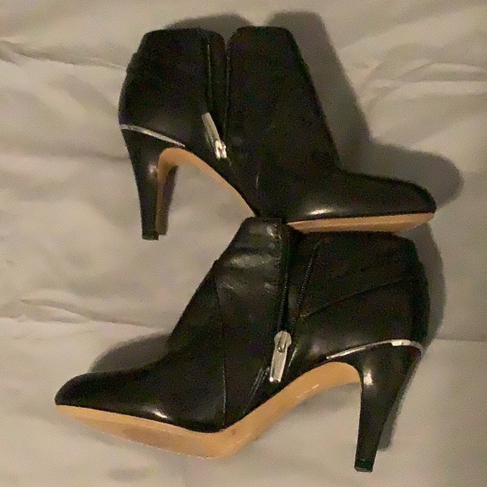 Vince Camuto Booties - size 7